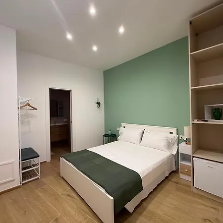 Gallina 18 Bed & Breakfast 3*